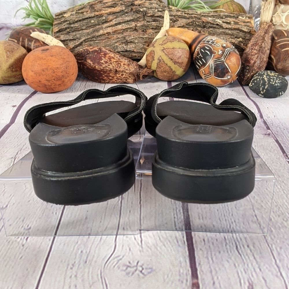 Logo by Lori Goldstein 'Jill' Leather Sandals - Picture 5 of 10
